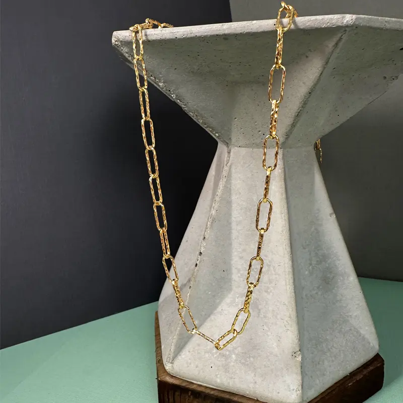Gold-Filled Sparkle Paperclip Chain Footage